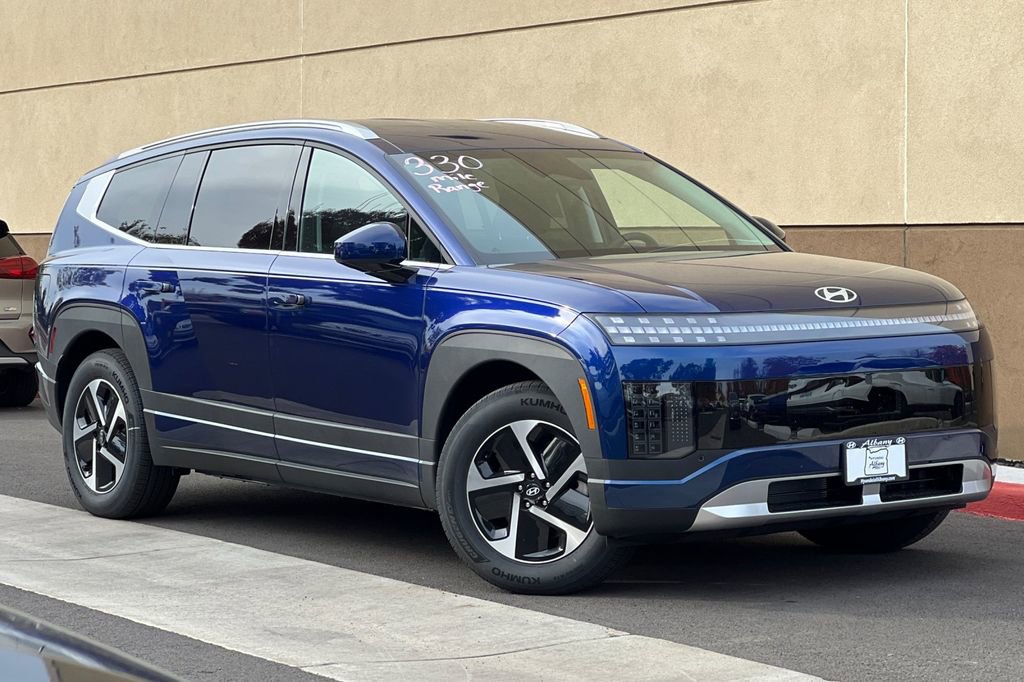 New 2026 Hyundai Ioniq 9 SE image 2