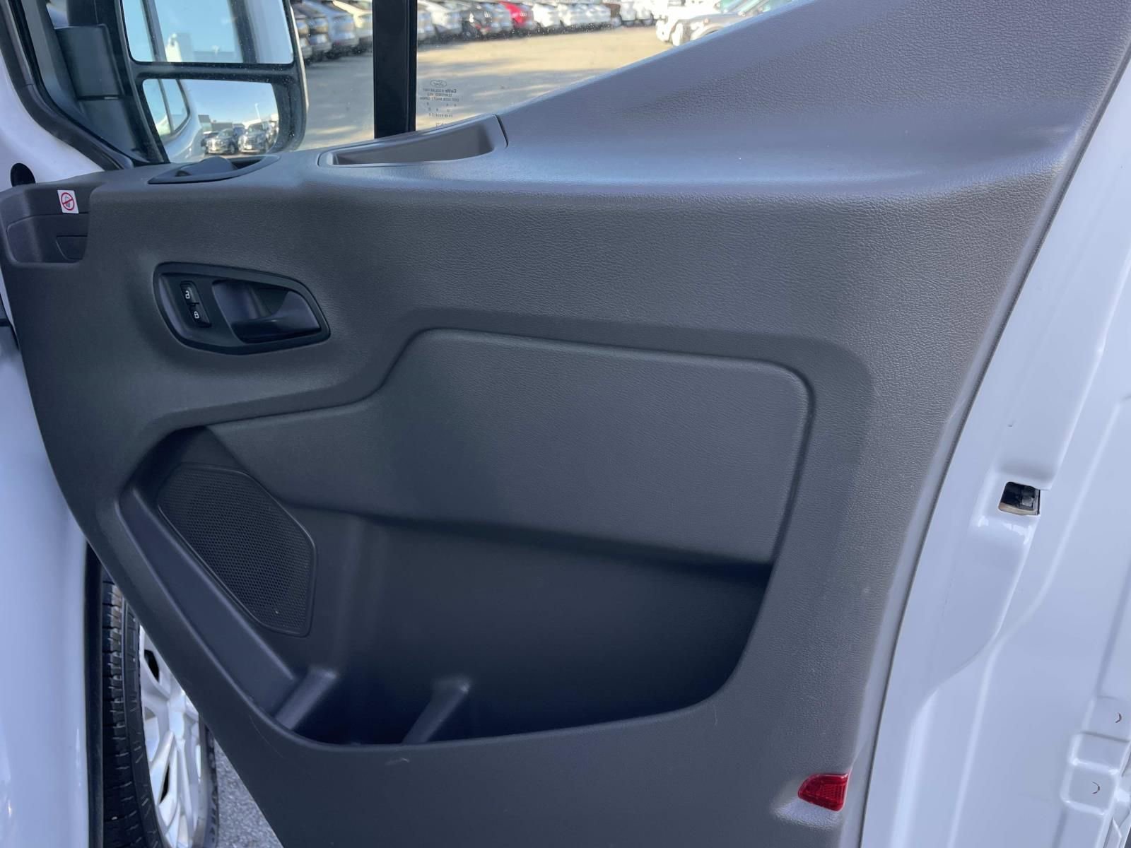 Used 2021 Ford Transit 350 XLT image 25