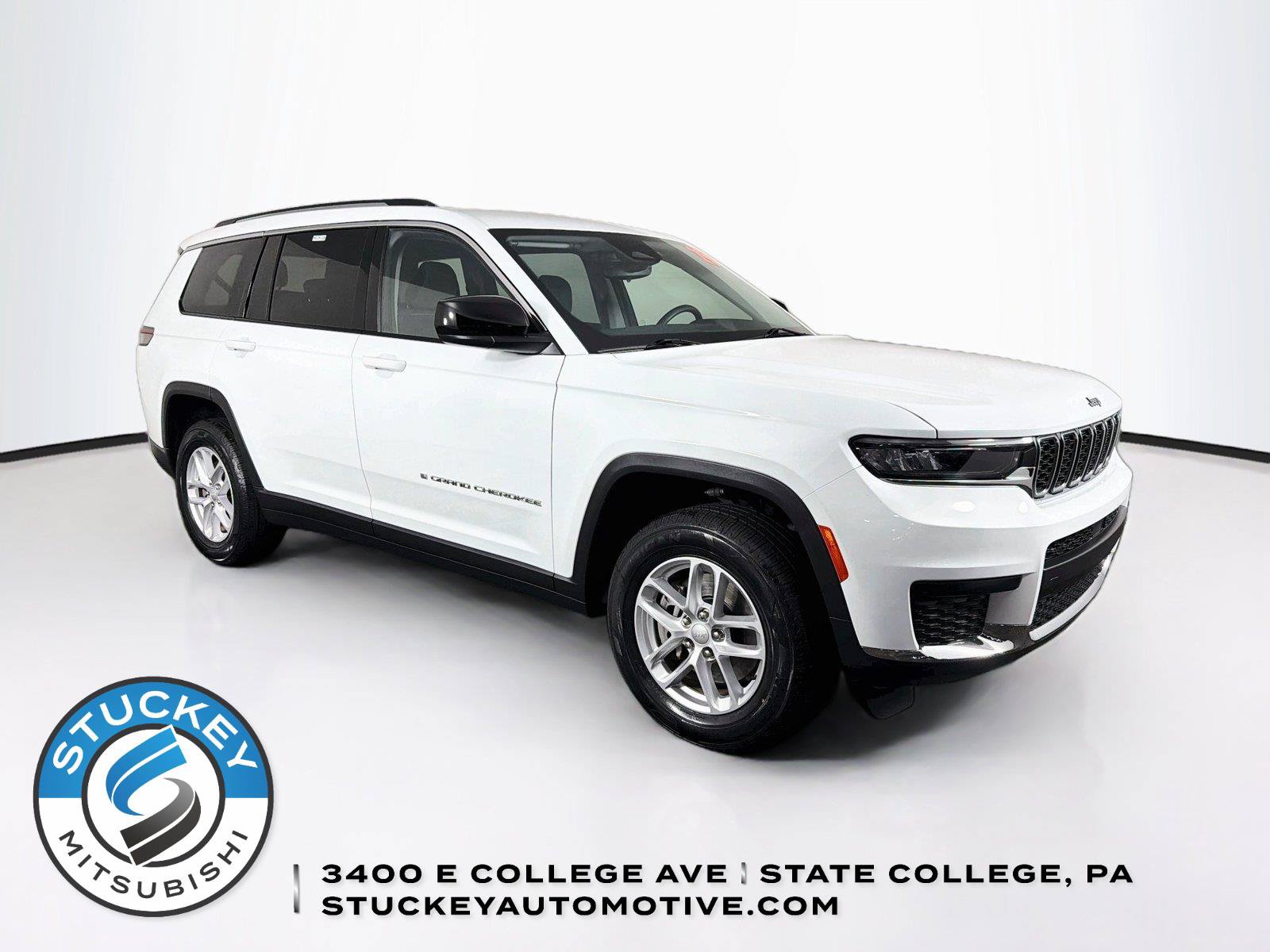 Used 2023 Jeep Grand Cherokee L Laredo