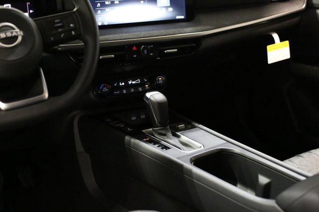 New 2026 Nissan Kicks SV image 16