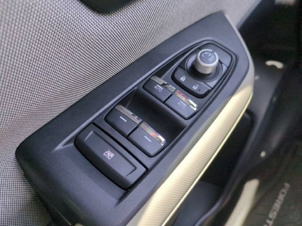 Used 2026 Subaru Forester Premium AWD/4WD image 26