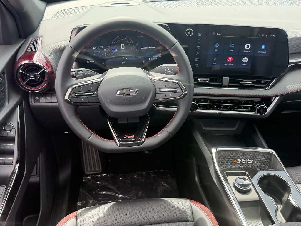 New 2027 Chevrolet Equinox RS w/ Convenience Package III FWD image 11