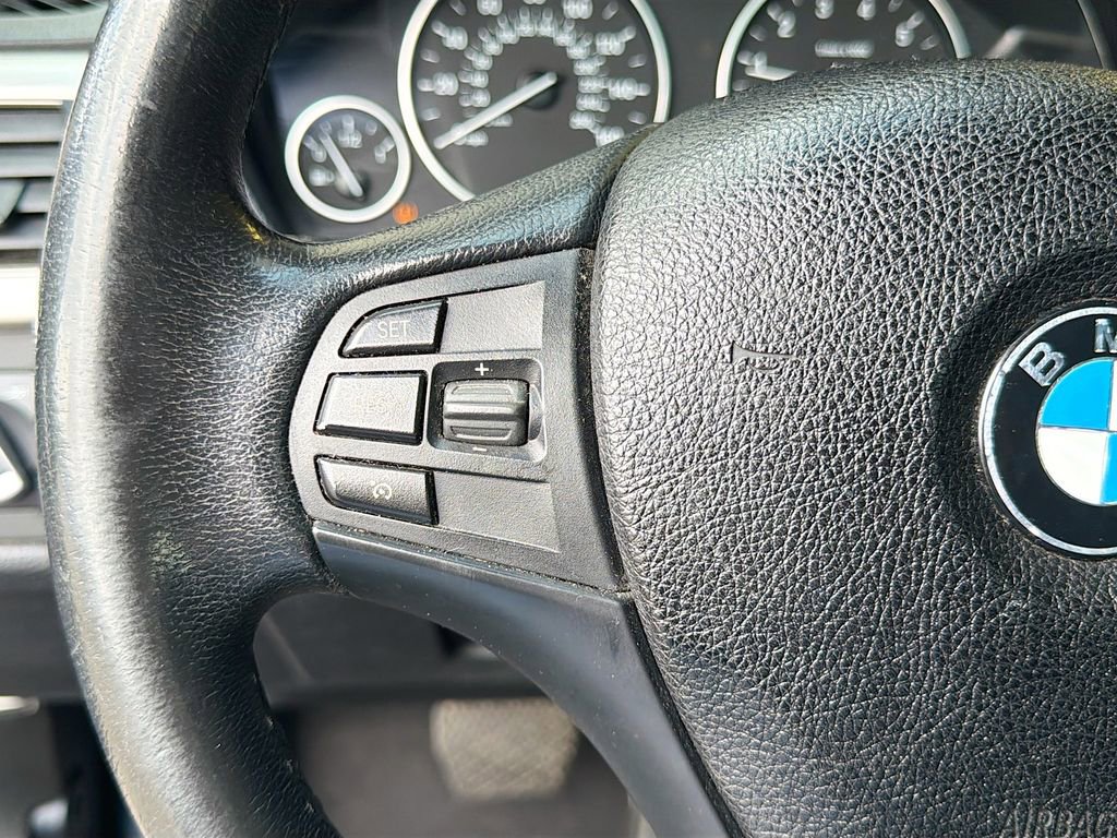 Used 2014 BMW 320i xDrive Sedan image 34