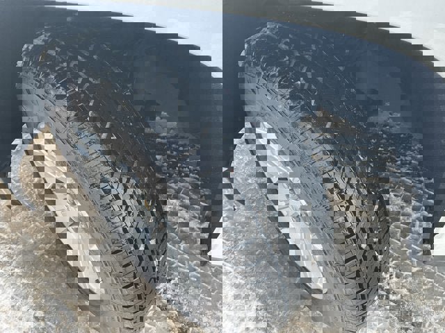 Used 2021 Chevrolet Colorado LT w/ Luxury Package image 39