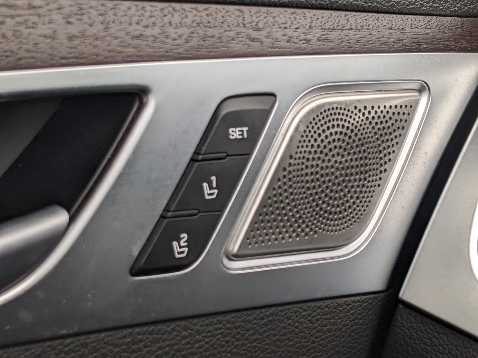 Used 2020 Genesis G80 5.0 Ultimate image 19