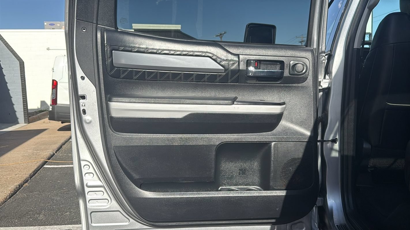 Used 2018 Toyota Tundra Platinum AWD/4WD image 11