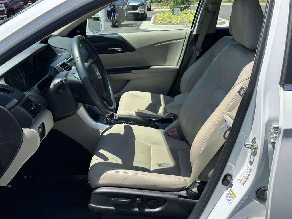 Used 2014 Honda Accord EX-L image 4