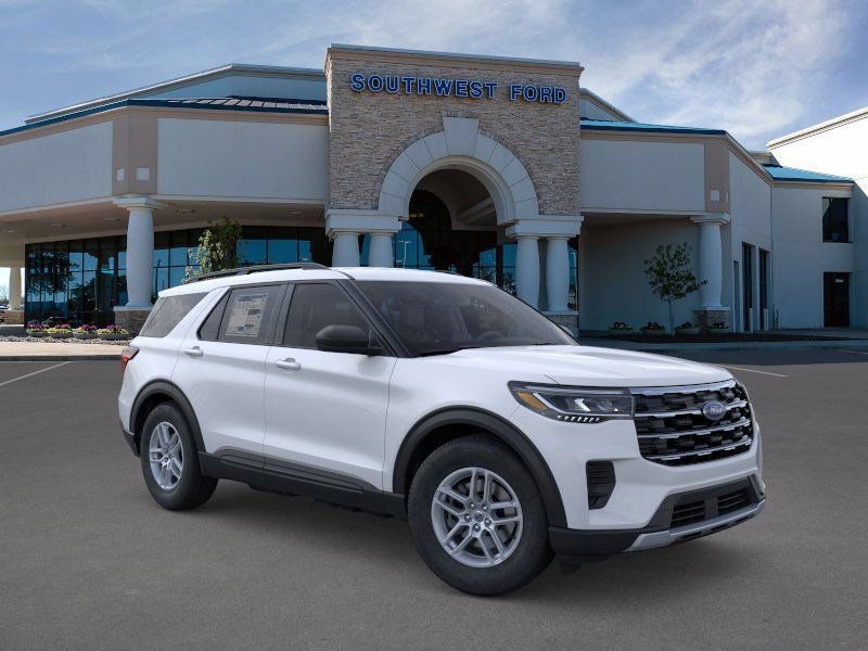 New 2026 Ford Explorer Active RWD image 7