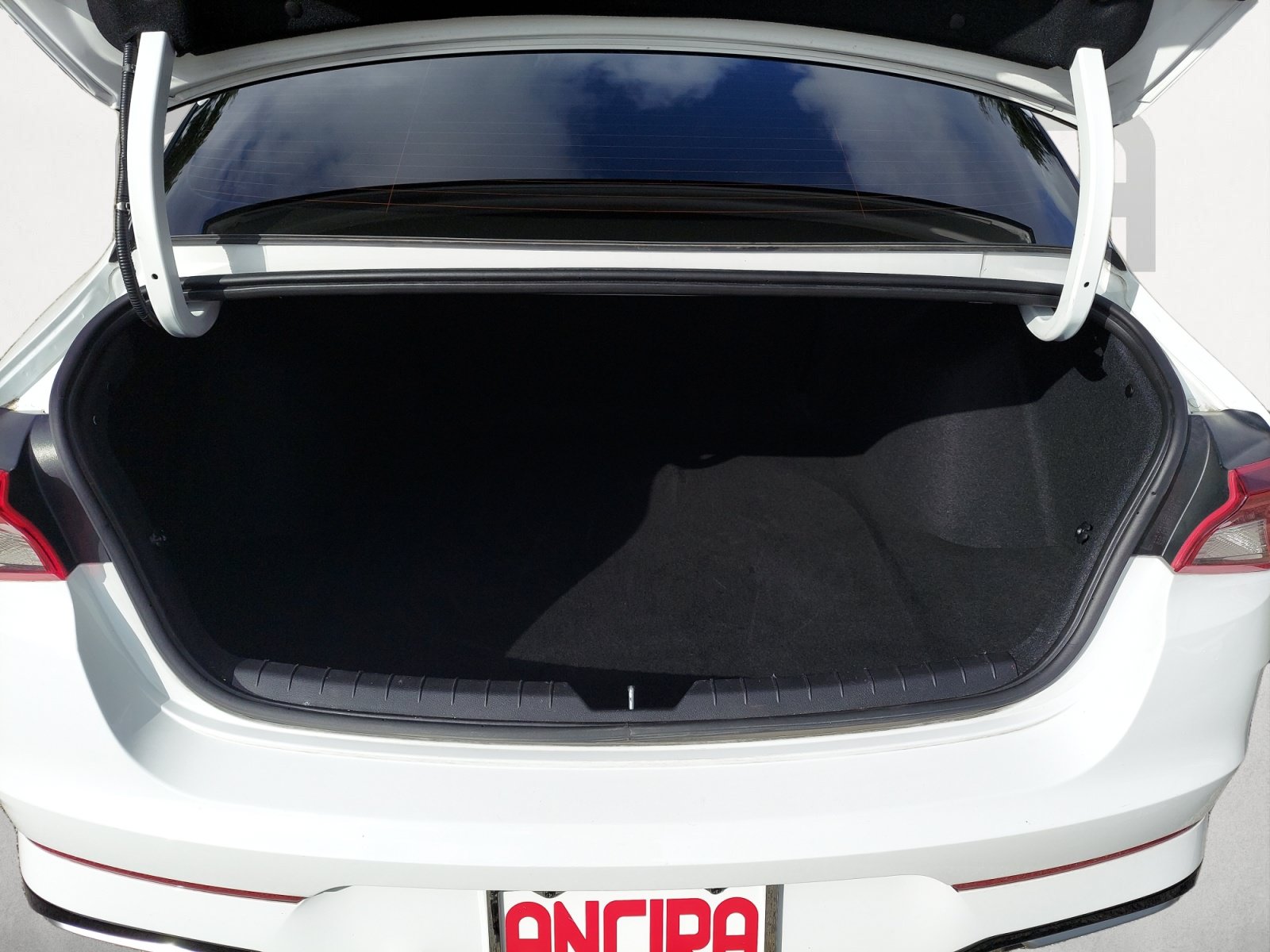 Used 2023 Kia K5 GT-Line w/ GT-Line Premium Package FWD image 12