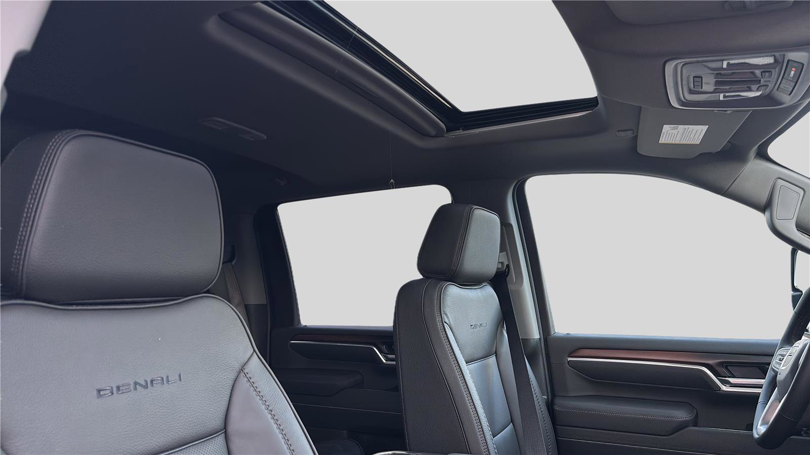 New 2026 GMC Sierra 2500 Denali w/ Denali Reserve Package image 23