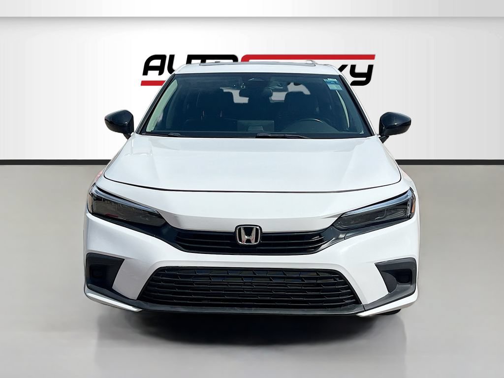 Used 2022 Honda Civic EX-L image 2