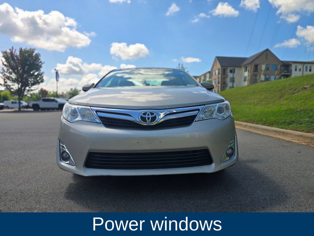 Used 2013 Toyota Camry XLE FWD image 6