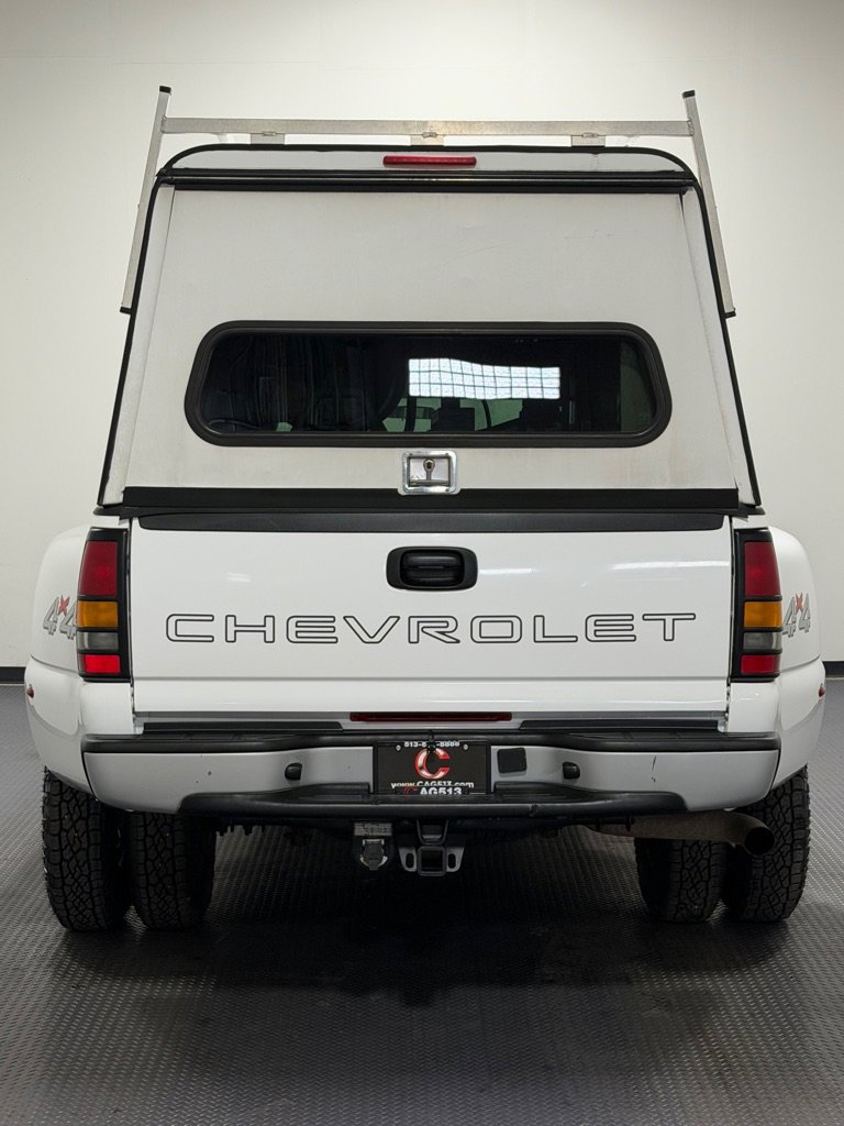 Used 2004 Chevrolet Silverado 3500 4x4 Extended Cab w/ Skid Plate Package image 6