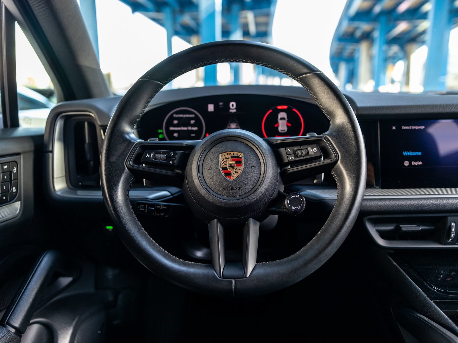 Certified 2024 Porsche Cayenne AWD/4WD image 6