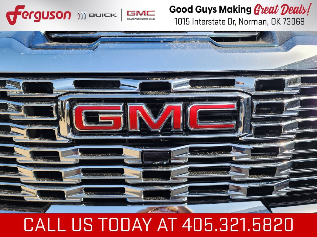 New 2026 GMC Sierra 2500 Denali w/ Denali Reserve Package AWD/4WD image 9