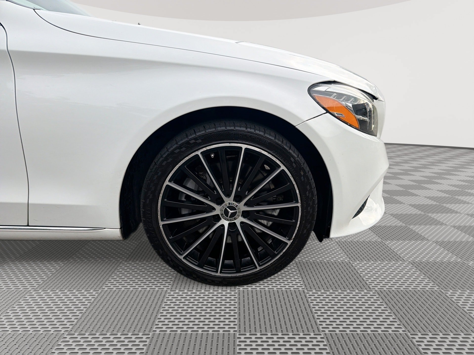 Used 2019 Mercedes-Benz C 300 Sedan image 30