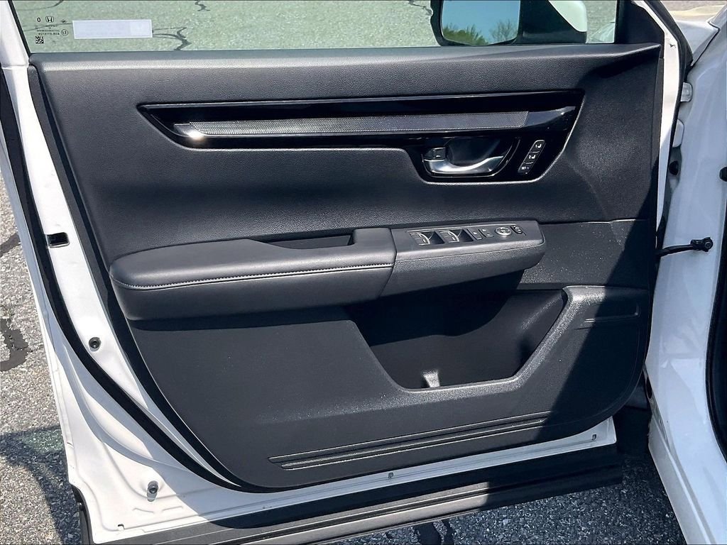 Used 2025 Honda CR-V EX-L image 9