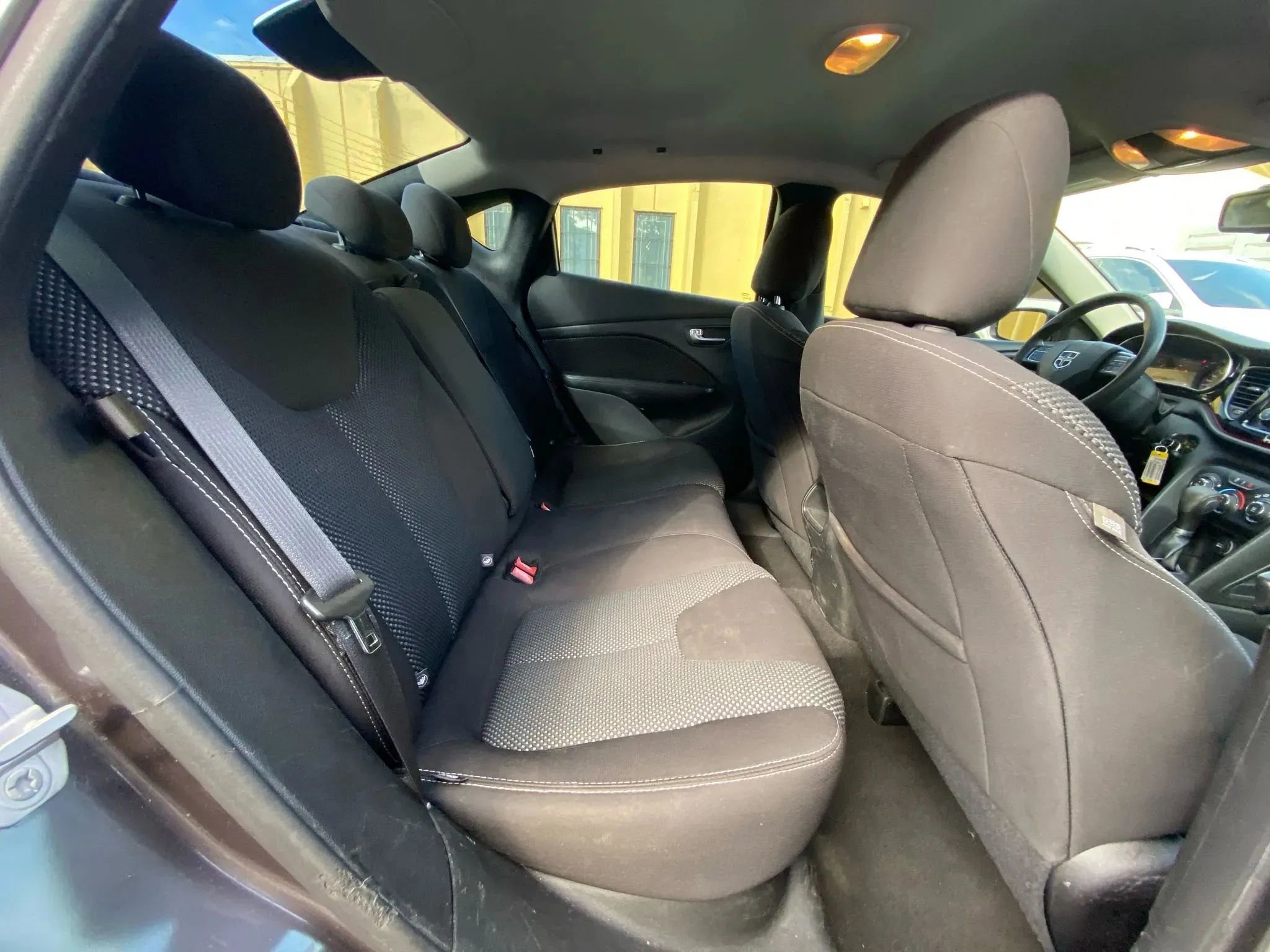 Used 2015 Dodge Dart SXT image 27