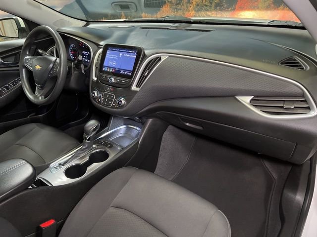 Used 2024 Chevrolet Malibu LT image 57