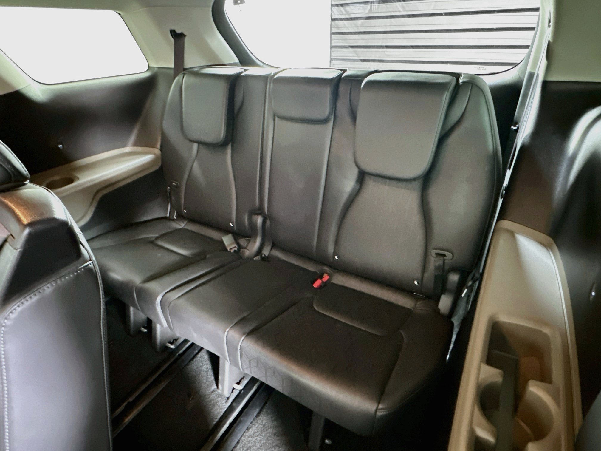 Used 2026 Kia Carnival FWD image 26