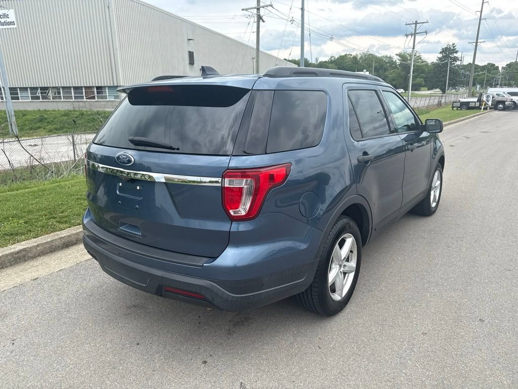Used 2019 Ford Explorer FWD image 3