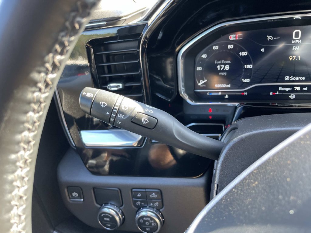 Used 2025 GMC Sierra 1500 SLT RWD image 49