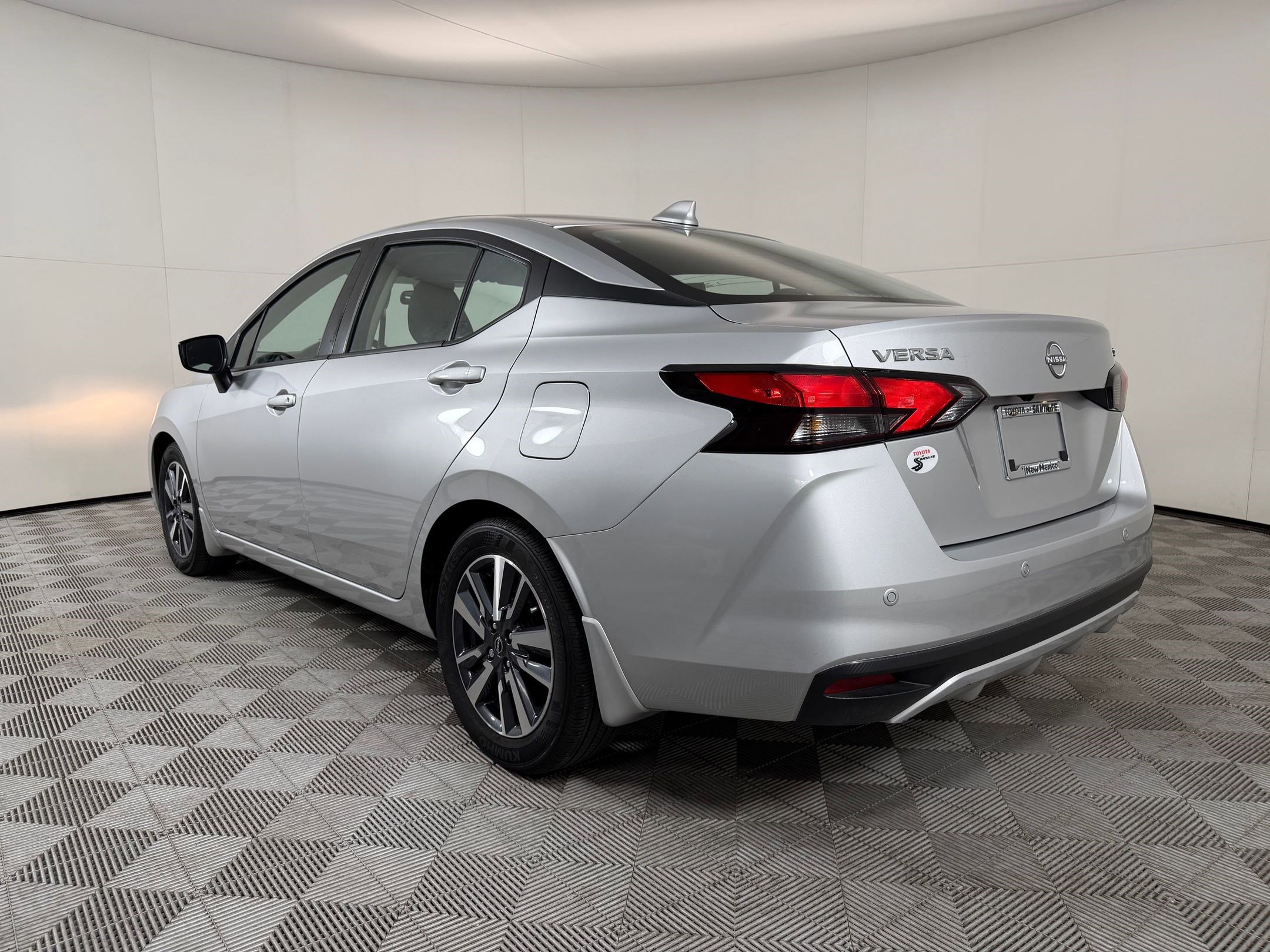 Used 2024 Nissan Versa SV w/ Trunk Package FWD image 3