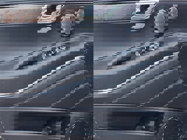 Used 2025 Genesis GV80 2.5T Prestige image 18