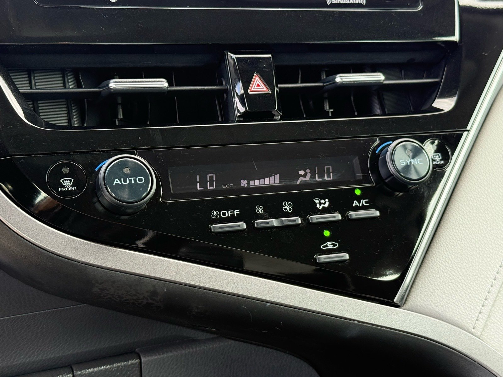 Used 2024 Toyota Camry LE FWD image 23