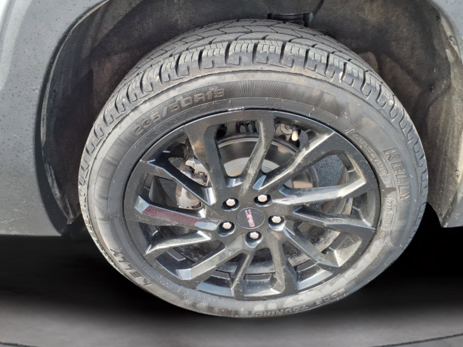 Used 2023 GMC Terrain SLE w/ Driver Convenience Package FWD image 30