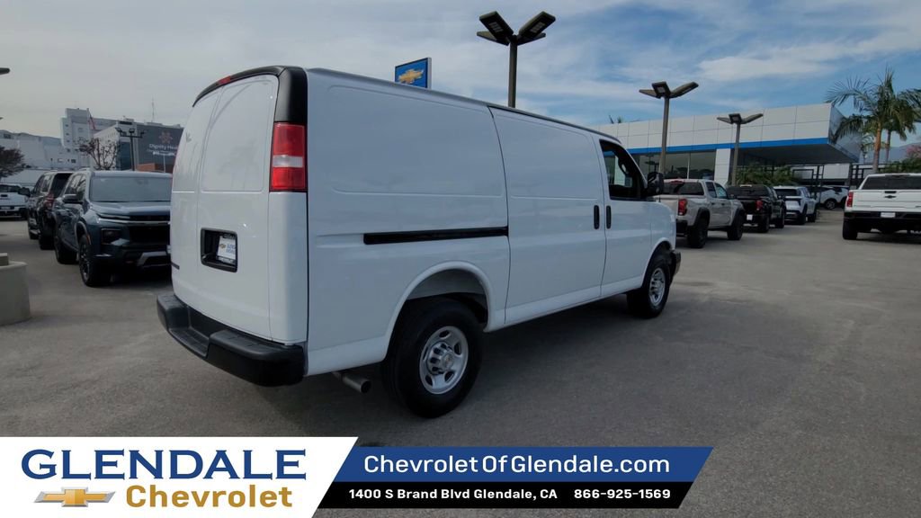 New 2026 Chevrolet Express 2500 w/ Driver Convenience Package RWD image 8