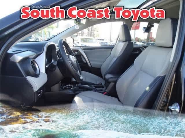 Used 2018 Toyota RAV4 Limited w/ Advanced Technology Package AWD/4WD image 18