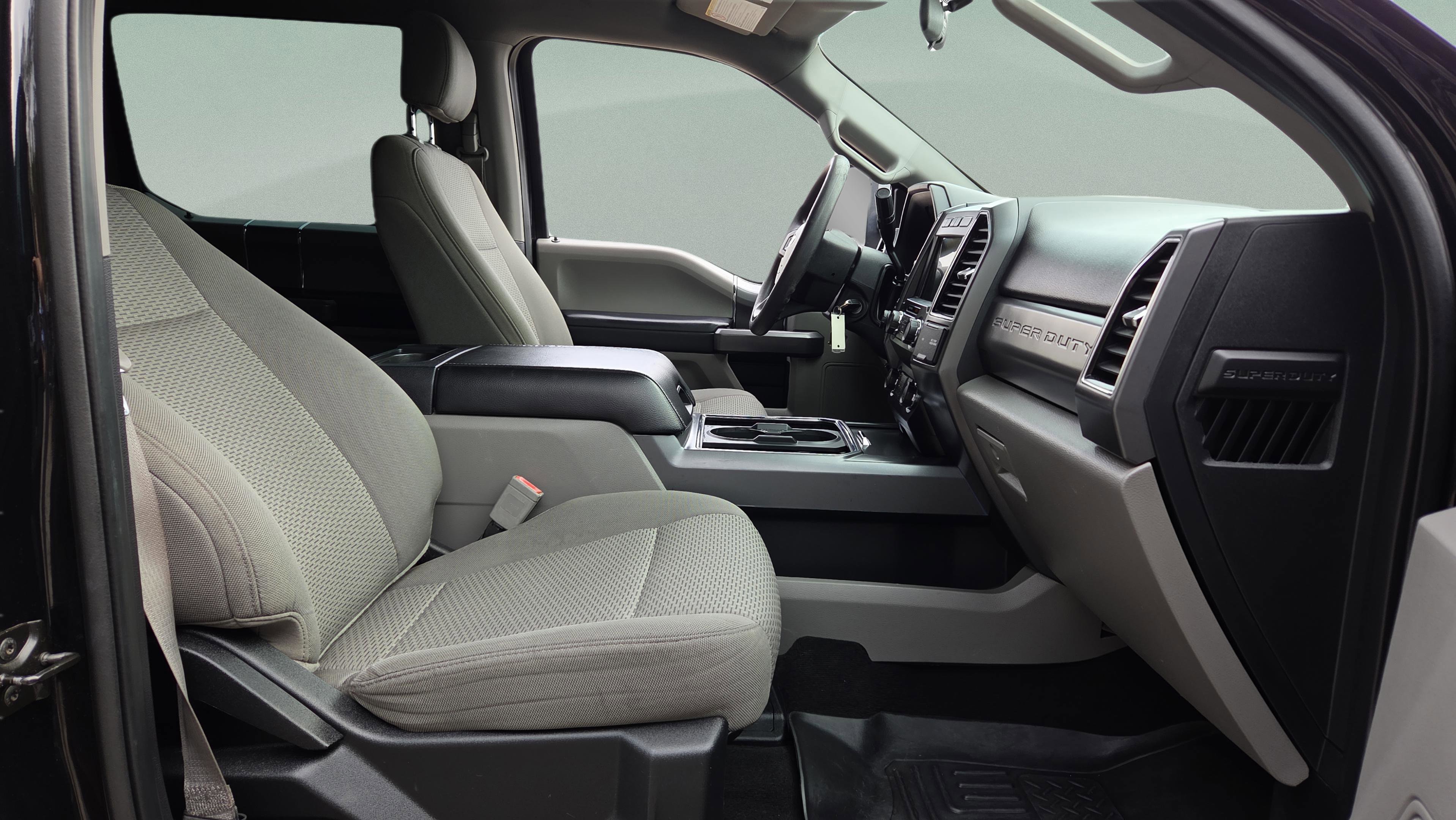 Used 2019 Ford F250 XLT w/ XLT Premium Package image 18