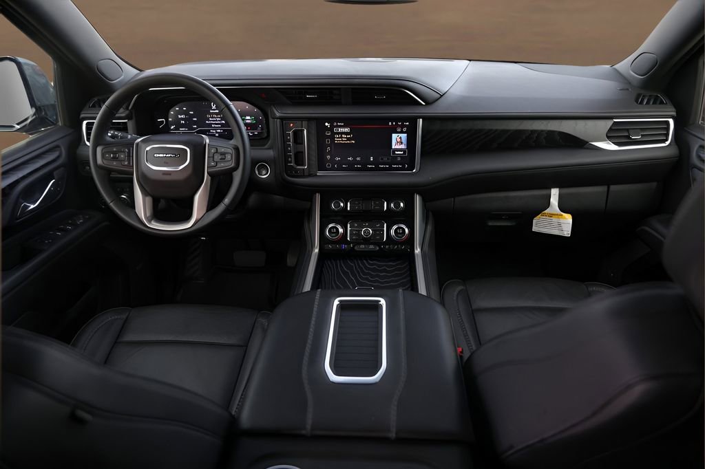 Used 2024 GMC Yukon Denali image 28