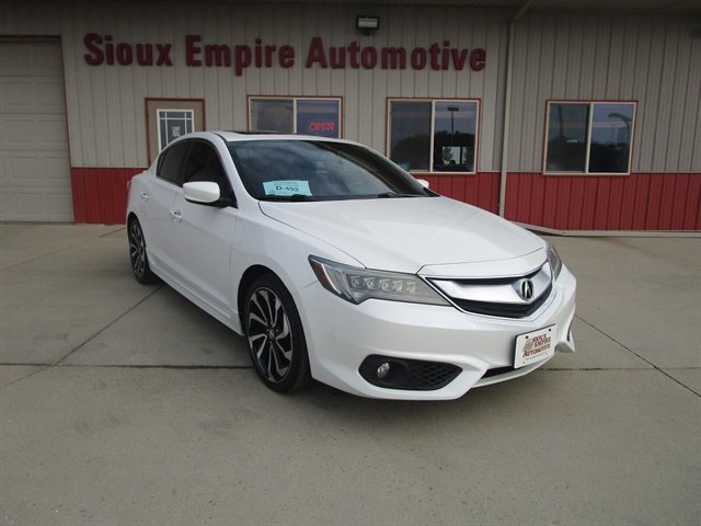 Used 2016 Acura ILX w/ Premium Package