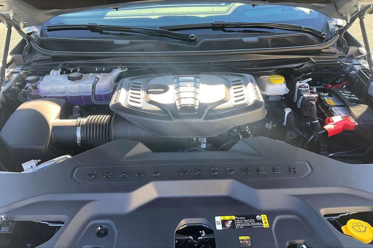 New 2026 Jeep Grand Wagoneer Limited AWD/4WD image 39