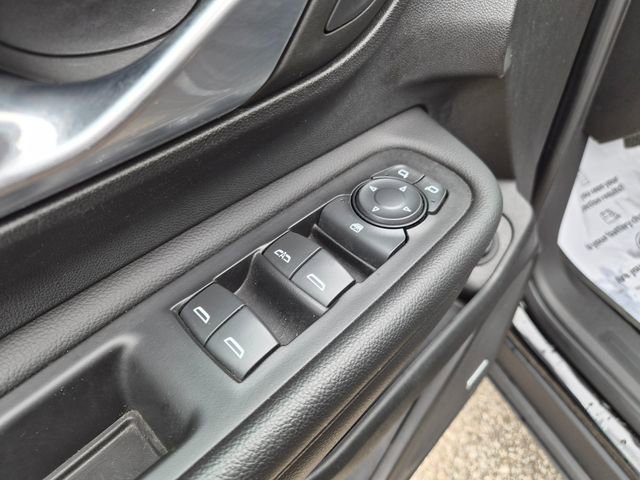 Used 2022 GMC Terrain SLT w/ Infotainment Package II AWD/4WD image 15