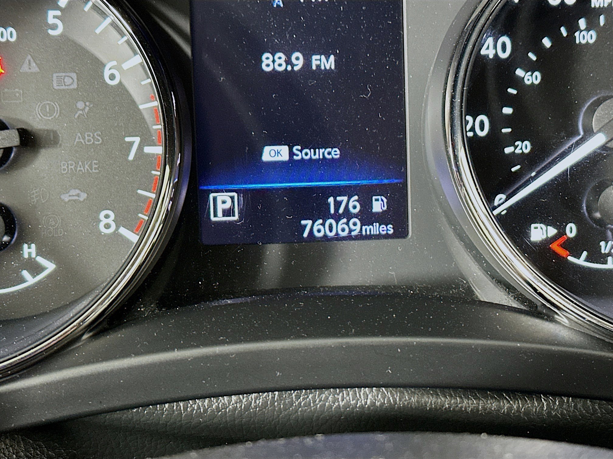 Used 2020 Nissan Rogue SV w/ Premium Package image 18