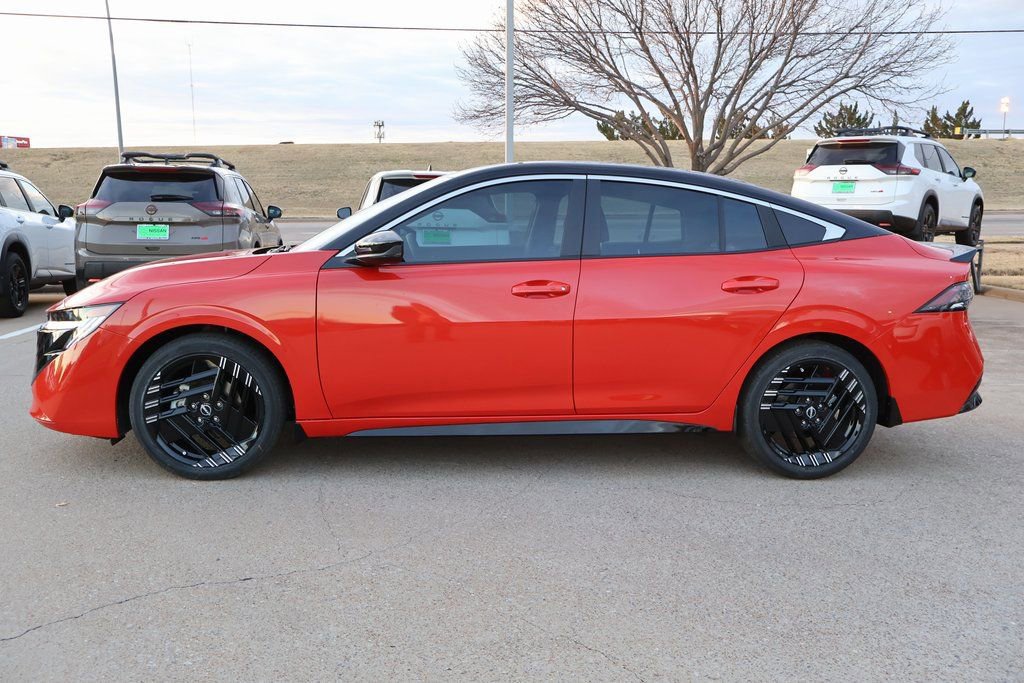 New 2026 Nissan Sentra SR w/ Floor Mat Package FWD image 2