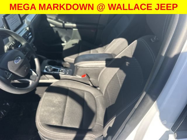 Used 2025 Ford Escape Active FWD image 19