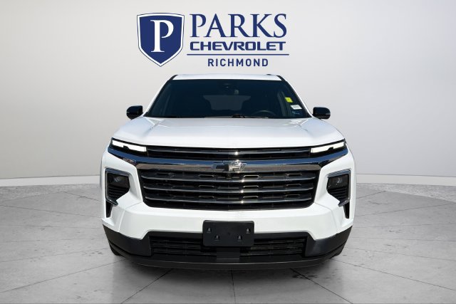 Certified 2024 Chevrolet Traverse LT FWD image 2