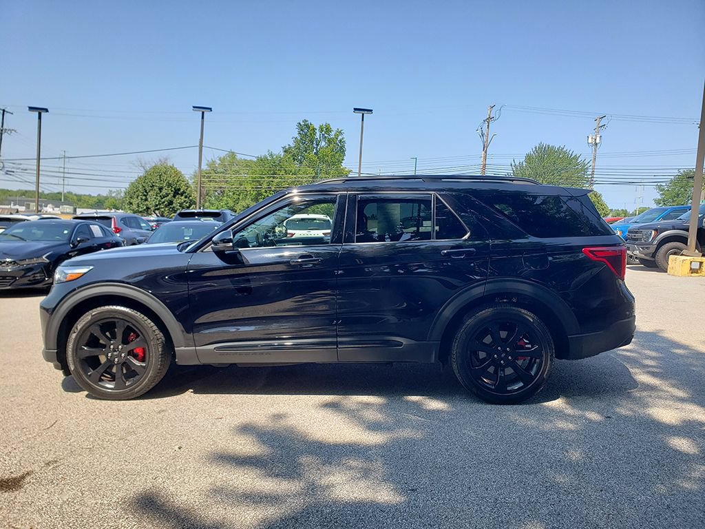 Certified 2022 Ford Explorer ST w/ Equipment Group 401A AWD/4WD image 8