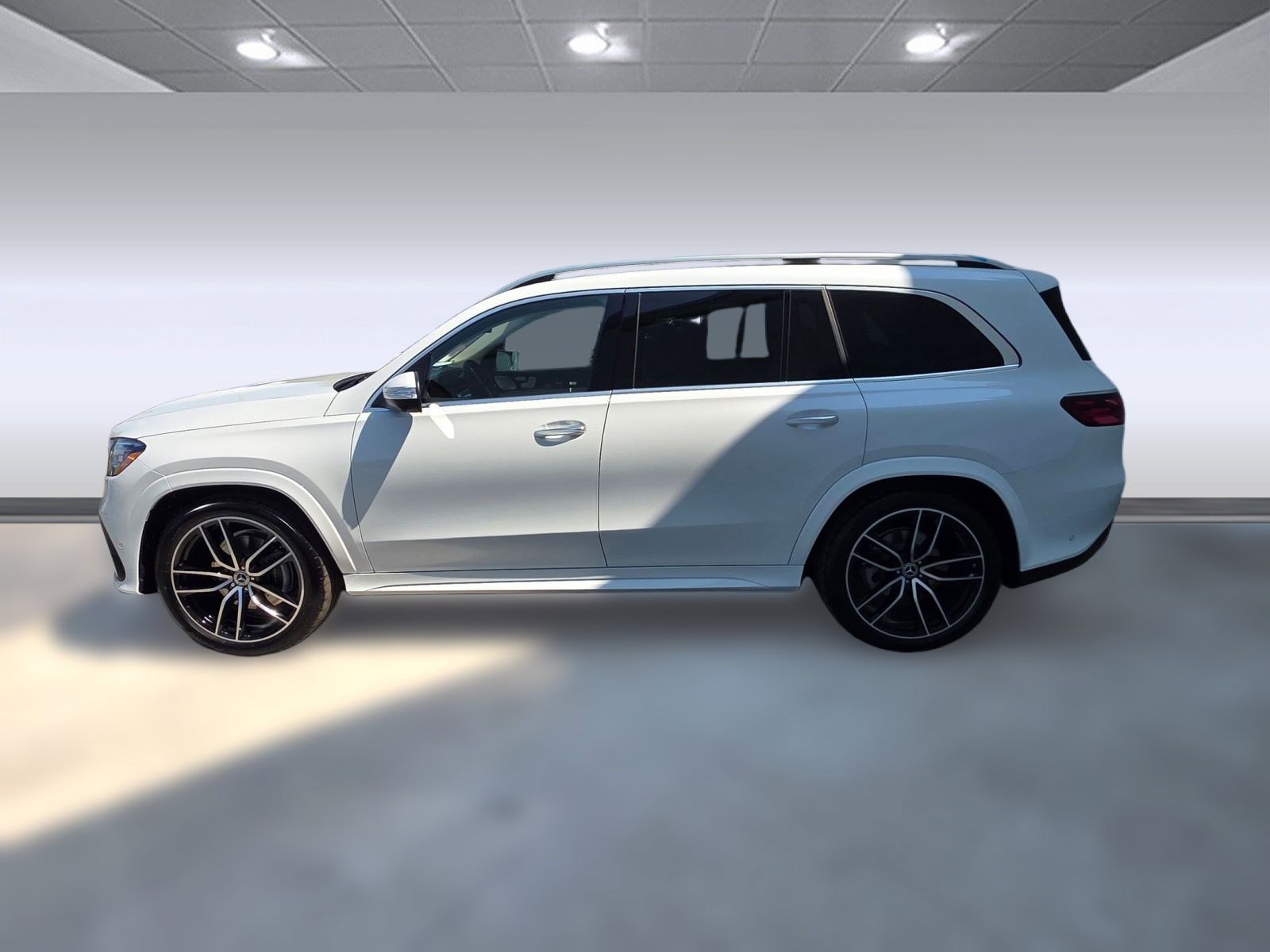 New 2026 Mercedes-Benz GLS 450 4MATIC image 2