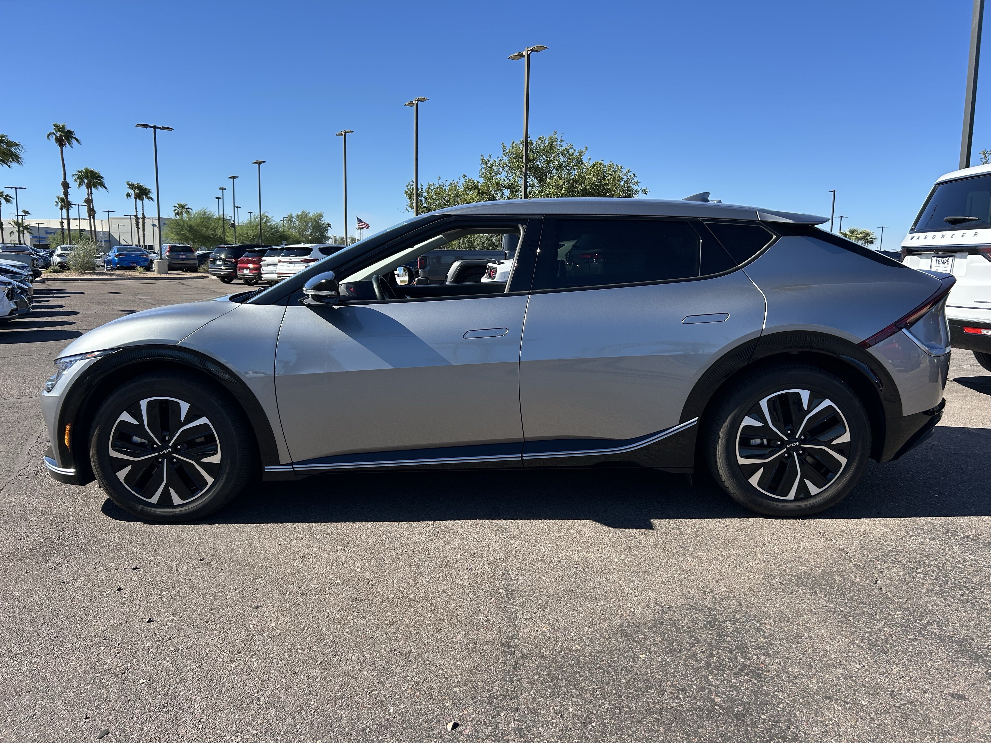 Certified 2023 Kia EV6 Wind RWD image 3