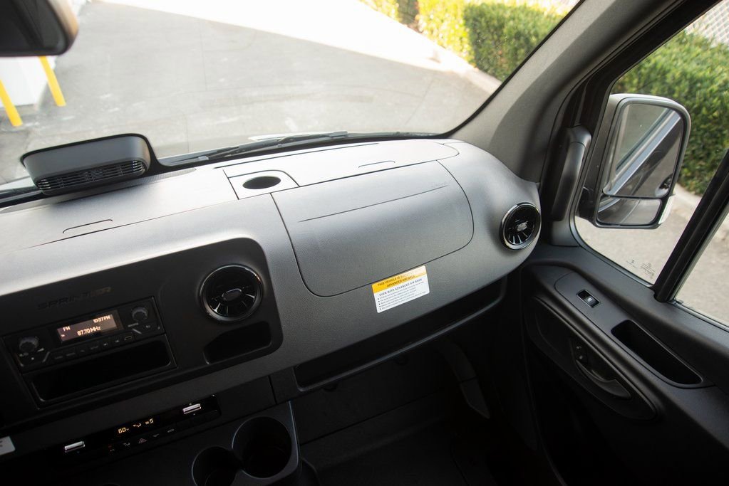 New 2025 Mercedes-Benz Sprinter 2500 image 28