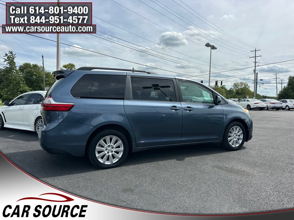 Used 2015 Toyota Sienna LE AWD/4WD image 7