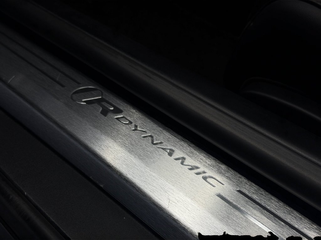 Used 2018 Jaguar F-TYPE R-Dynamic RWD image 26
