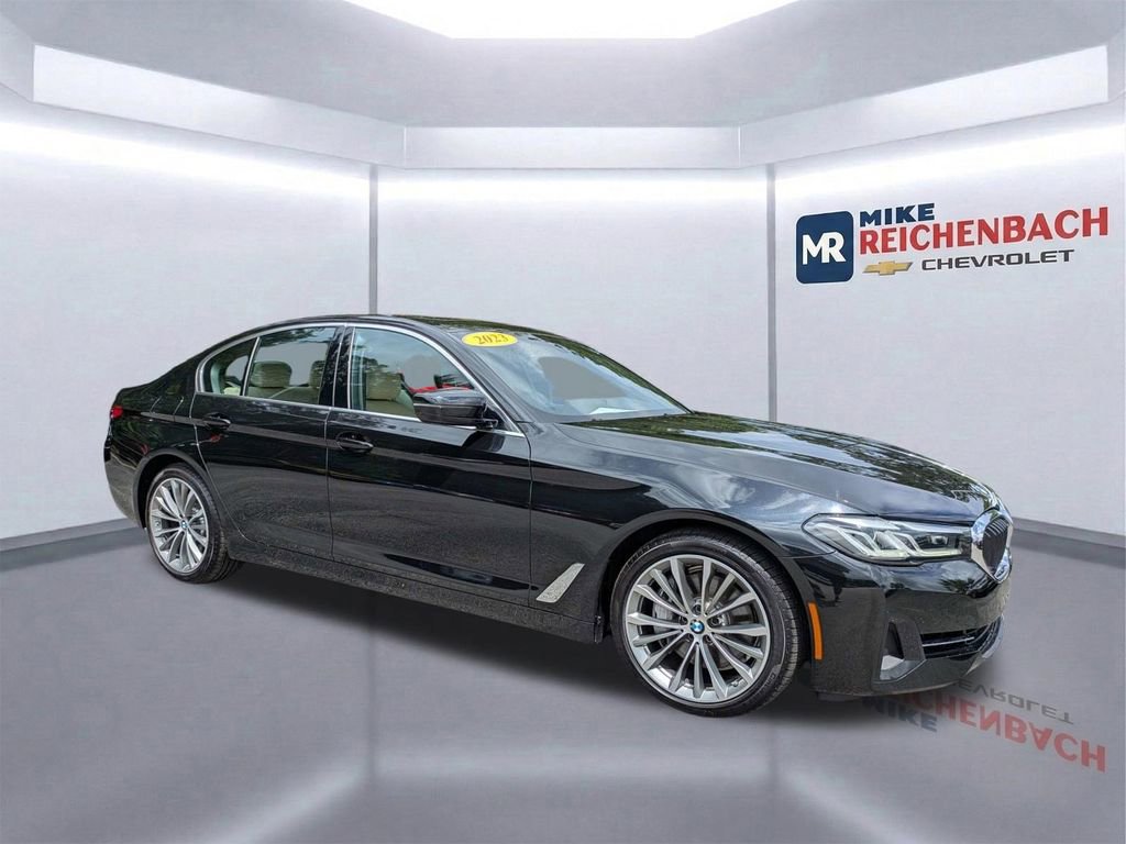 Used 2023 BMW 540i xDrive w/ Premium Package AWD/4WD video 2