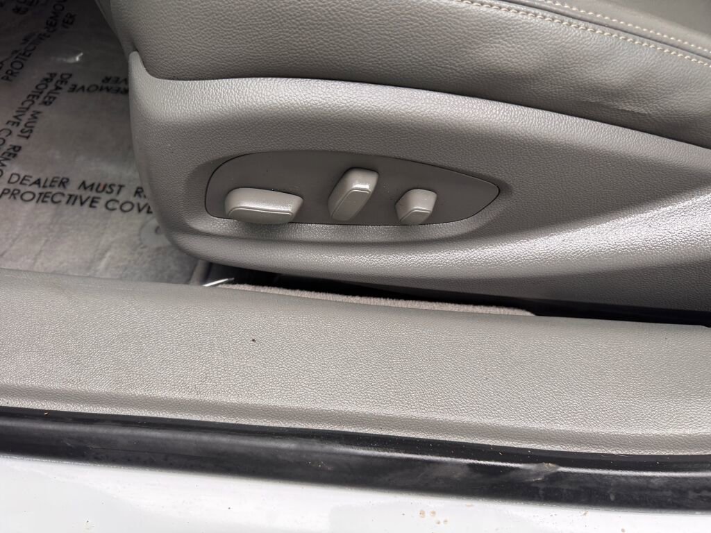 Used 2018 Chevrolet Impala LT image 12