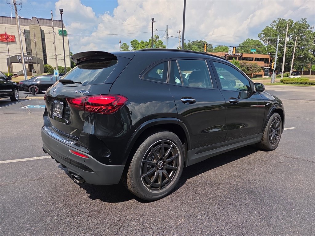 New 2025 Mercedes-Benz GLA 35 AMG 4MATIC image 5